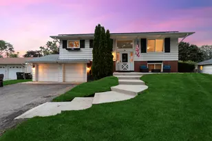21W340 Audubon Rd, Lombard, IL 60148 - Photo 2