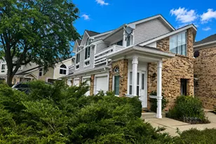 1225 Ranchview Ct, Buffalo Grove, IL 60089 - Photo 4