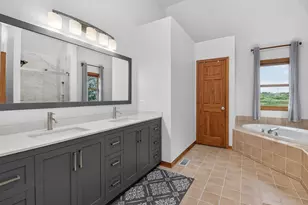 3215 Wild Meadow Ln, Aurora, IL 60504 - Photo 26