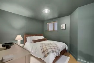 2038 N Seminary Ave, Chicago, IL 60614 - Photo 18