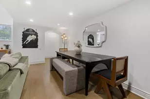 2038 N Seminary Ave, Chicago, IL 60614 - Photo 12