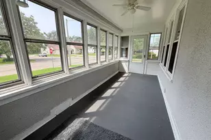 427 N 12th St, Rochelle, IL 61068 - Photo 12