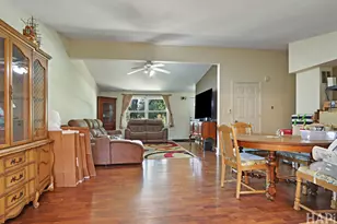 3706 Garfield Rd, McHenry, IL 60051 - Photo 4