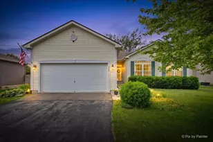 752 Prairie Pond Cir, Malta, IL 60150 - Photo 1