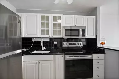 5455 N Sheridan Road #805, Chicago, IL 60640 - Photo 8