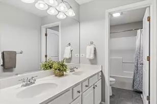 116 W Jefferson Ave, Wheaton, IL 60187 - Photo 24