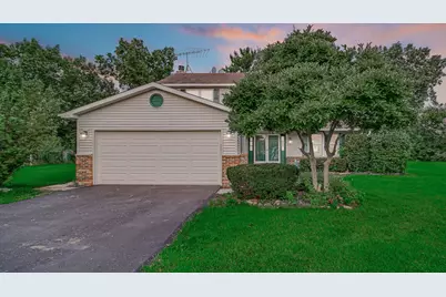 1293 Brave Court, Carol Stream, IL 60188 - Photo 1