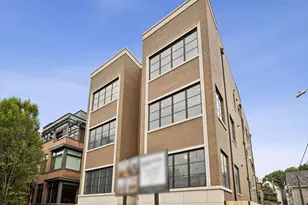 2644 N Lakewood Ave, Chicago, IL 60614 - Photo 1