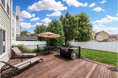 1211 N Lancaster Circle N, South Elgin, IL 60177 - Photo 30