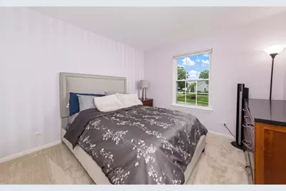 1211 N Lancaster Circle N, South Elgin, IL 60177 - Photo 14