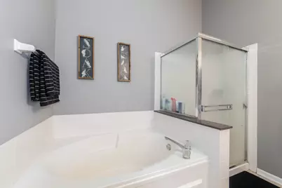 1211 N Lancaster Circle N, South Elgin, IL 60177 - Photo 18