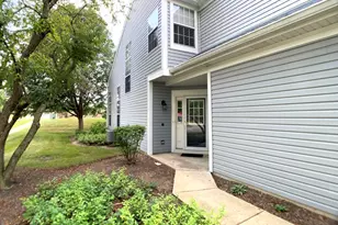 84 Harvest Gate, Lake in the Hills, IL 60156 - Photo 2