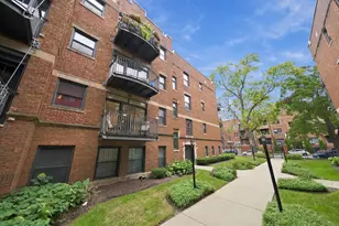 1627 W Fargo Ave, Chicago, IL 60626 - Photo 8