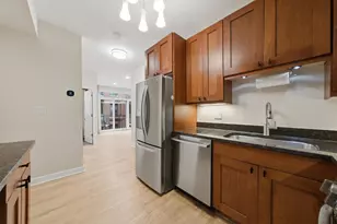 1627 W Fargo Ave, Chicago, IL 60626 - Photo 26