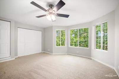 343 W Treehouse Lane, Round Lake, IL 60073 - Photo 10