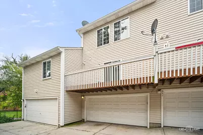 343 W Treehouse Lane, Round Lake, IL 60073 - Photo 16