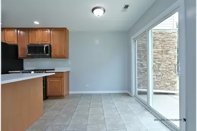 796 Pointe Drive #796, Crystal Lake, IL 60014 - Photo 6