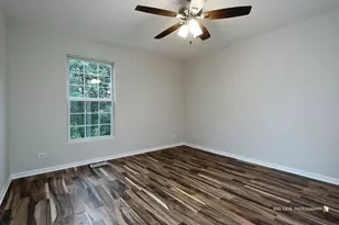 796 Pointe Dr, Crystal Lake, IL 60014 - Photo 14