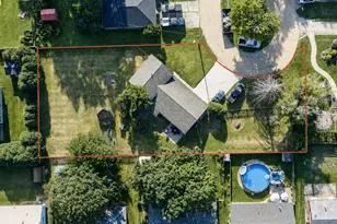 650 Erickson Dr, Princeton, IL 61356 - Photo 2