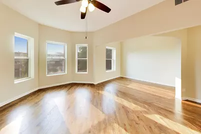 6520 S Ellis Avenue, Chicago, IL 60637 - Photo 2