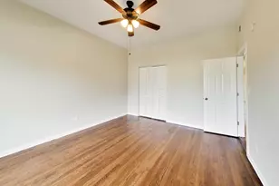 6520 S Ellis Ave, Chicago, IL 60637 - Photo 8