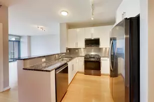 125 S Green St, Chicago, IL 60607 - Photo 8