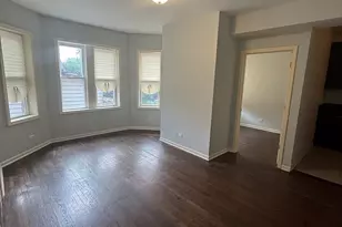 7626 S Drexel St, Chicago, IL 60619 - Photo 2