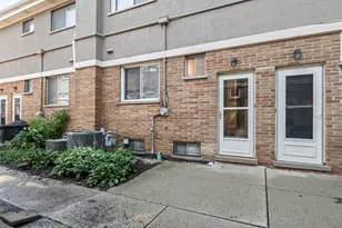 606 S Milwaukee Ave, Libertyville, IL 60048 - Photo 16