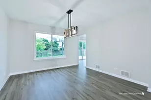 301 Ferryville Dr, Lake in the Hills, IL 60156 - Photo 6