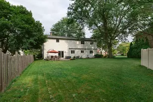 520 Highland Grove Dr, Buffalo Grove, IL 60089 - Photo 22