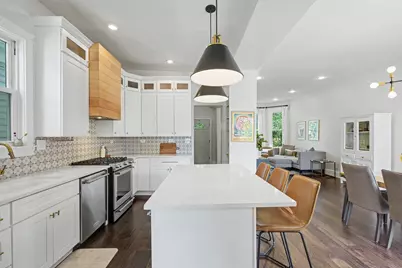 2254 N Central Park Avenue, Chicago, IL 60647 - Photo 14