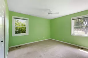 650 Twisted Oak Ln, Buffalo Grove, IL 60089 - Photo 14
