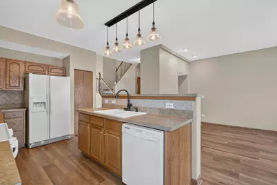21217 Prince Lake Court, Crest Hill, IL 60403 - Photo 8