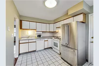 7235 N Hamilton Avenue #1B, Chicago, IL 60645 - Photo 16