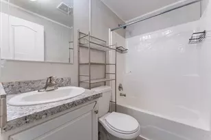 1036 Lunga Dr, Round Lake, IL 60073 - Photo 8