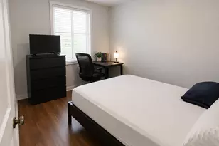 644 W Oakdale Ave, Chicago, IL 60657 - Photo 4