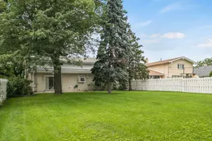 2319 Westwood Dr, Hillside, IL 60162 - Photo 18