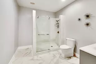 276 Claridge Cir, Bolingbrook, IL 60440 - Photo 14