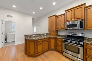 120 W Porter Ave, Naperville, IL 60540 - Photo 10