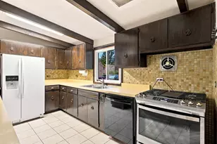 700 W Ridge Rd, Villa Park, IL 60181 - Photo 12