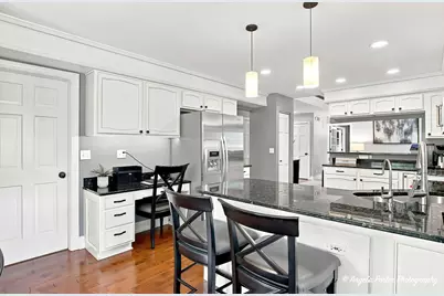 127 Michelle Place, Schaumburg, IL 60173 - Photo 28