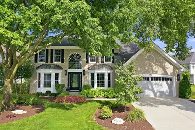 127 Michelle Place, Schaumburg, IL 60173 - Photo 1