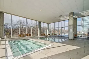 9725 Woods Dr, Skokie, IL 60077 - Photo 20