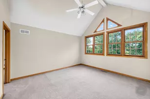 12N136 Berner Dr, Elgin, IL 60120 - Photo 24