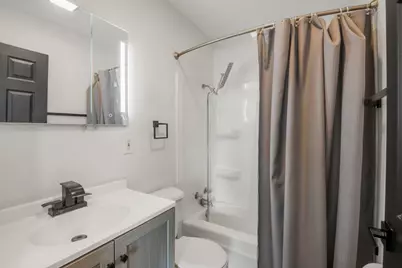 10004 NW Circle Drive, Richmond, IL 60071 - Photo 12