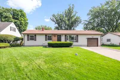 10004 NW Circle Drive, Richmond, IL 60071 - Photo 1