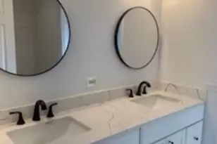 507 Hazel Dr, Schaumburg, IL 60193 - Photo 10