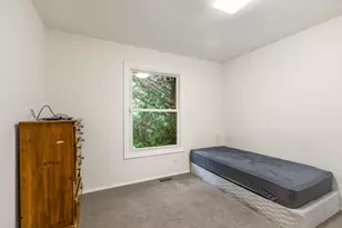 536 Thompson Ave, Winthrop Harbor, IL 60096 - Photo 14