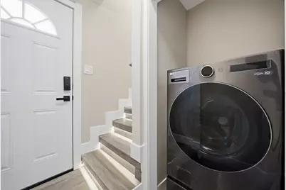 2407 S Albany Avenue, Chicago, IL 60623 - Photo 32