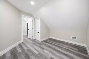 2407 S Albany Ave, Chicago, IL 60623 - Photo 18